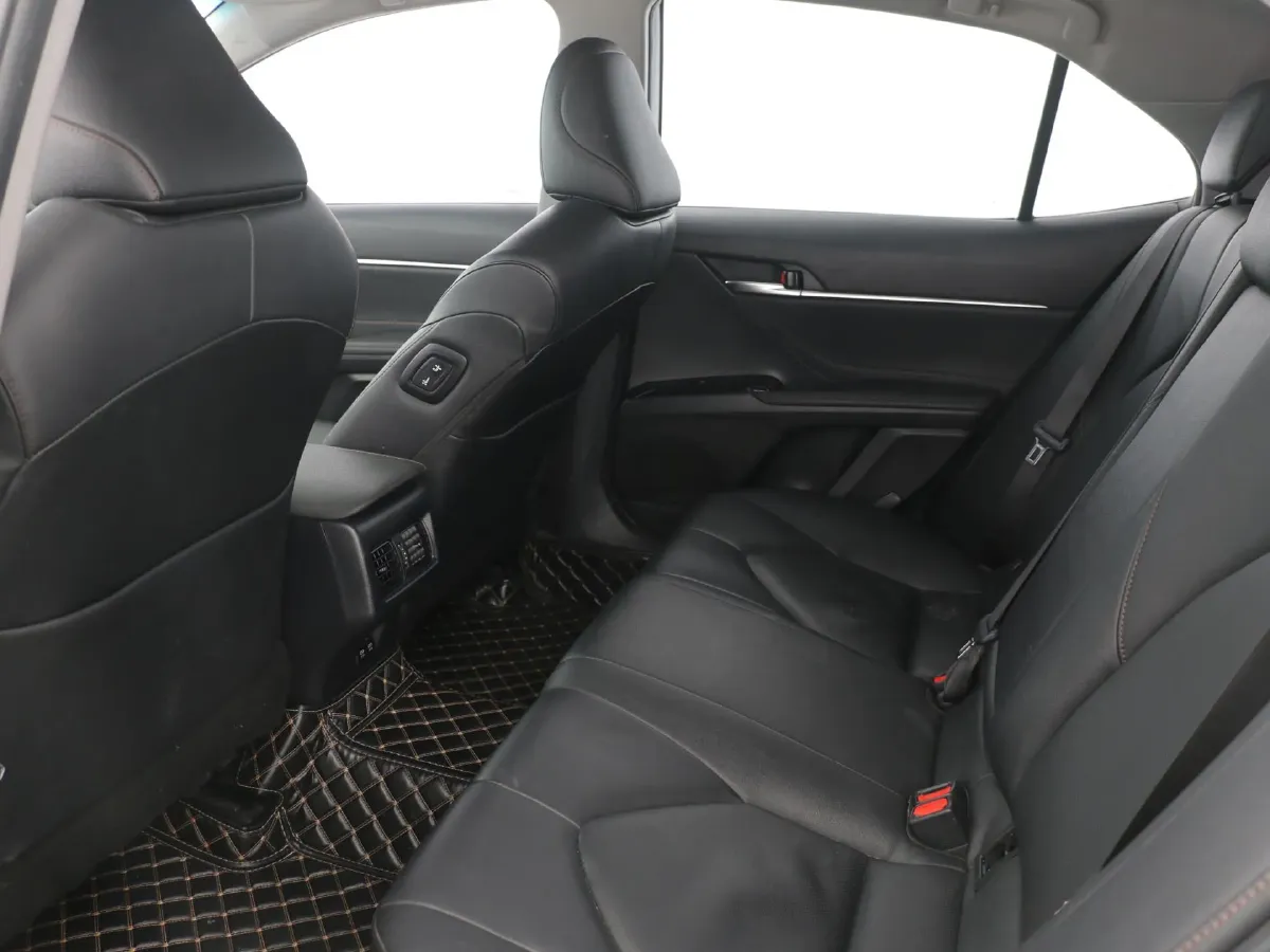 2019 Toyota Camry 2.0L 178HP L4 CVT,autocango,china used car exporter,china ev exporter,chinese used car exporter,chinese used ev exporter