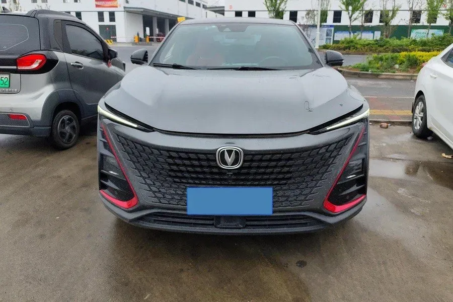 2020 ChangAn UNI-T 1.5T 180HP L4 7DCT,autocango,china used car exporter,china ev exporter,chinese used car exporter,chinese used ev exporter