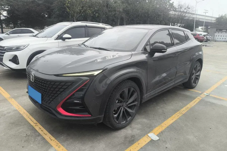 2020 ChangAn UNI-T 1.5T 180HP L4 7DCT,autocango,china used car exporter,china ev exporter,chinese used car exporter,chinese used ev exporter