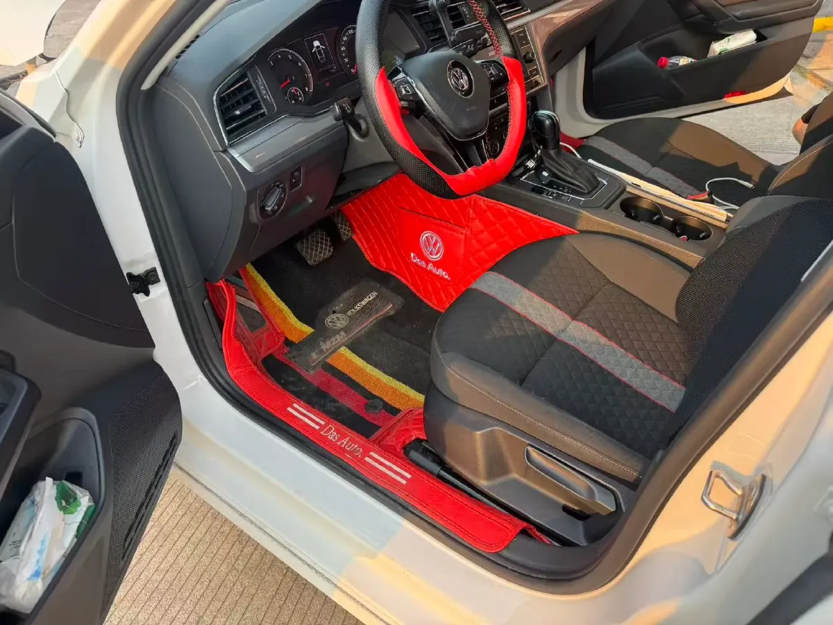 2019 Volkswagen T-Cross 1.4T 150HP L4 7DCT,autocango,china used car exporter,china ev exporter,chinese used car exporter,chinese used ev exporter