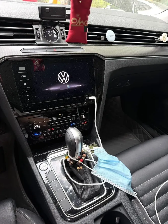 2020 Volkswagen Magotan 2.0T 186HP L4 7DCT,autocango,china used car exporter,china ev exporter,chinese used car exporter,chinese used ev exporter