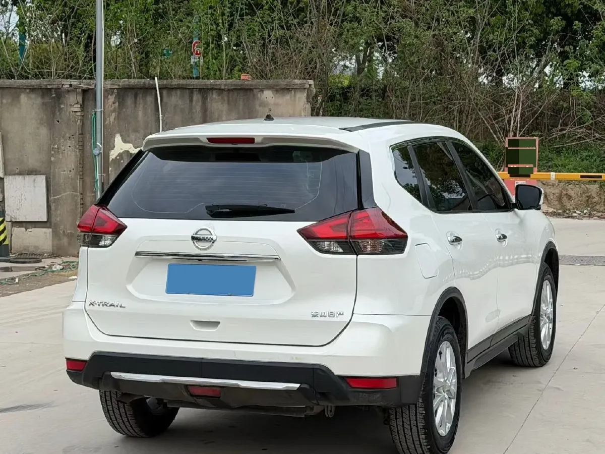 2020 Nissan X-Trail 2.0L 154HP L4 CVT,autocango,china used car exporter,china ev exporter,chinese used car exporter,chinese used ev exporter