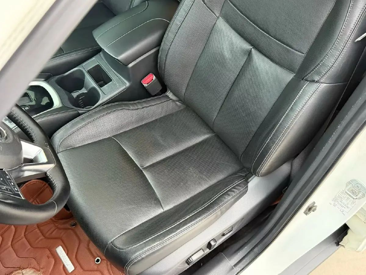 2020 Nissan X-Trail 2.0L 154HP L4 CVT,autocango,china used car exporter,china ev exporter,chinese used car exporter,chinese used ev exporter