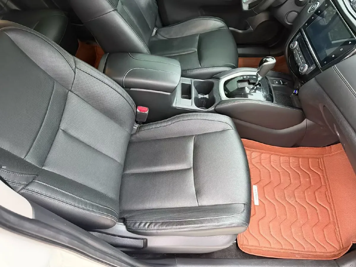 2020 Nissan X-Trail 2.0L 154HP L4 CVT,autocango,china used car exporter,china ev exporter,chinese used car exporter,chinese used ev exporter