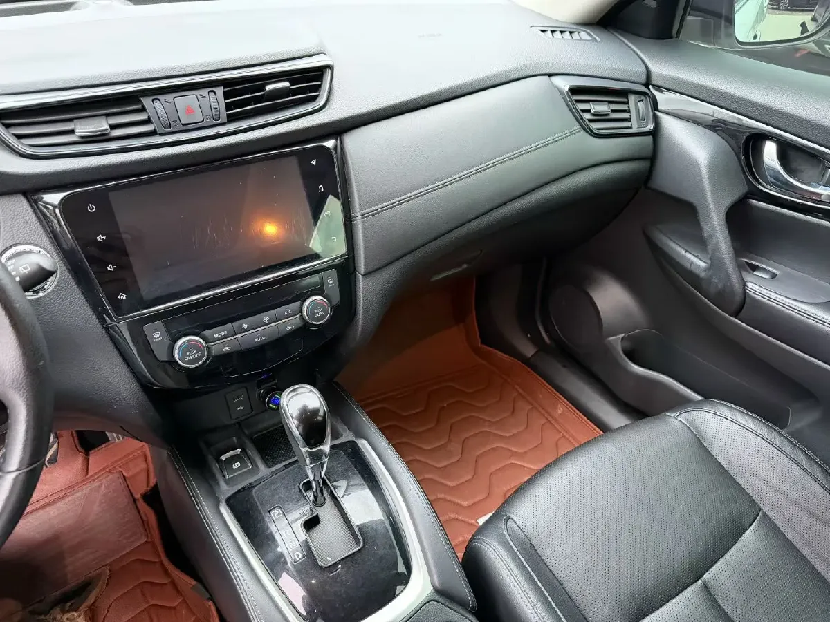 2020 Nissan X-Trail 2.0L 154HP L4 CVT,autocango,china used car exporter,china ev exporter,chinese used car exporter,chinese used ev exporter