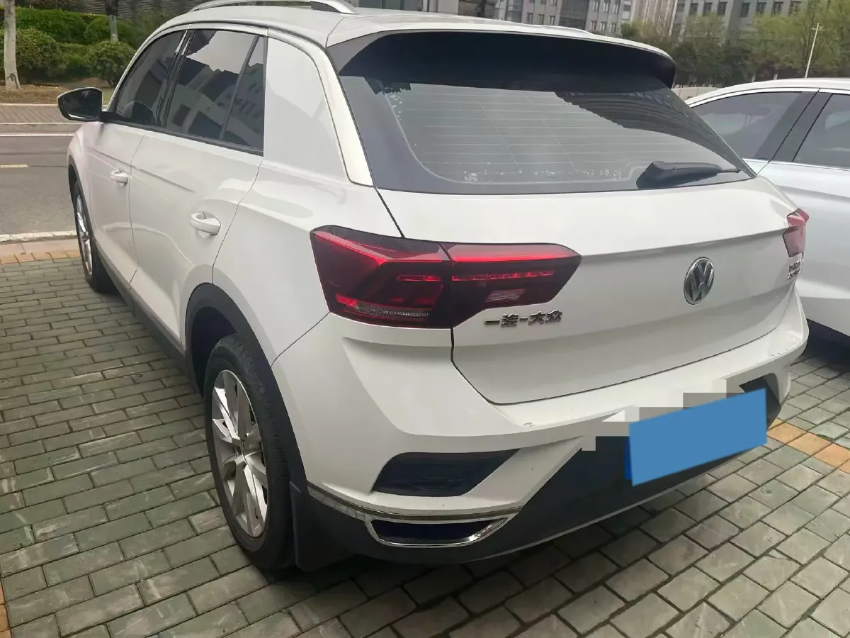 2019 Volkswagen T-Roc 1.4T 131HP L4 7DCT,autocango,china used car exporter,china ev exporter,chinese used car exporter,chinese used ev exporter