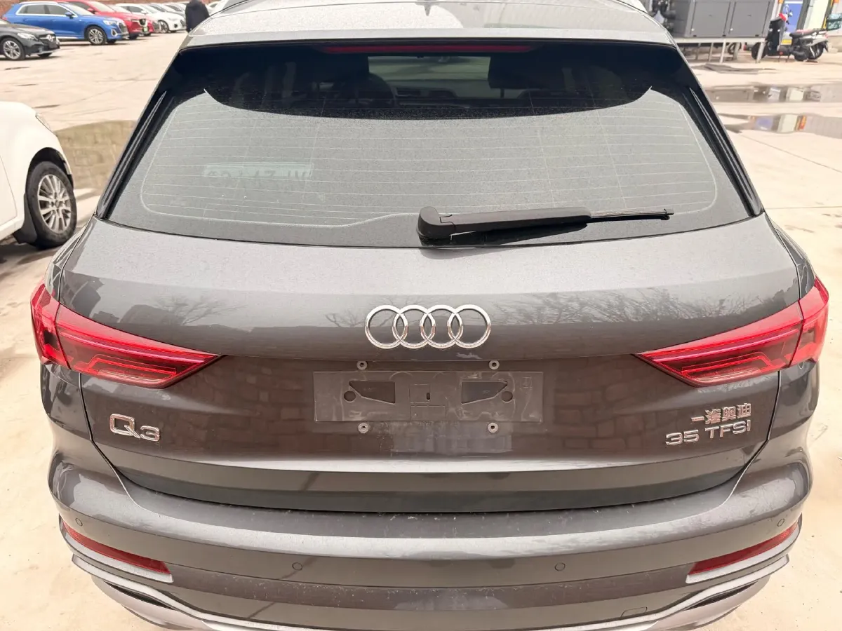 2022 Audi Q3 1.4T 150HP L4 7DCT,autocango,china used car exporter,china ev exporter,chinese used car exporter,chinese used ev exporter
