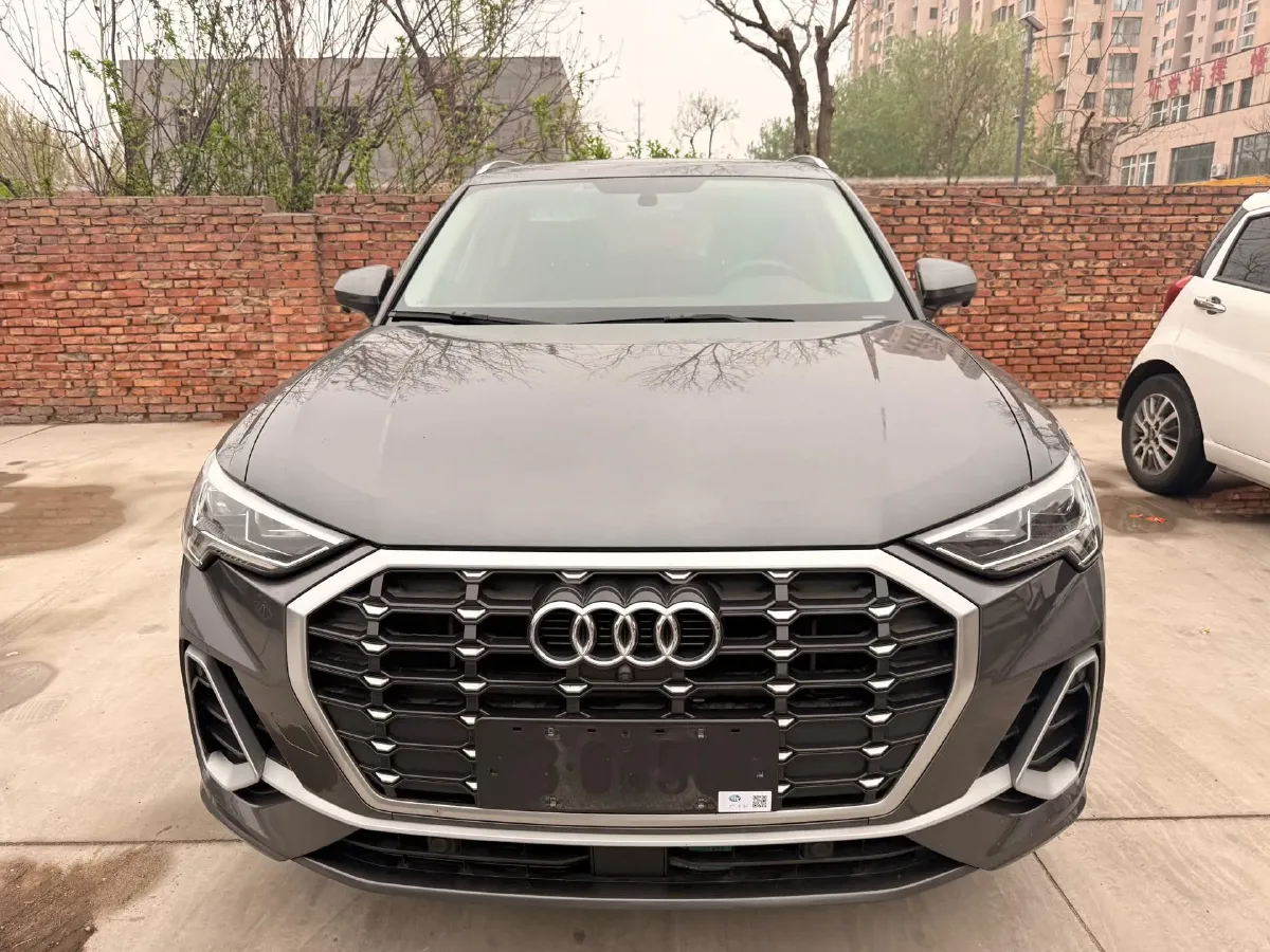 2022 Audi Q3 1.4T 150HP L4 7DCT,autocango,china used car exporter,china ev exporter,chinese used car exporter,chinese used ev exporter