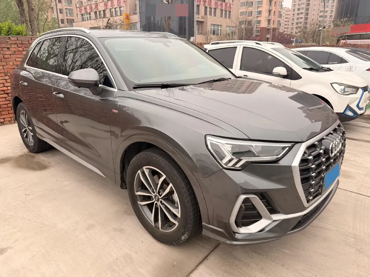 2022 Audi Q3 1.4T 150HP L4 7DCT,autocango,china used car exporter,china ev exporter,chinese used car exporter,chinese used ev exporter