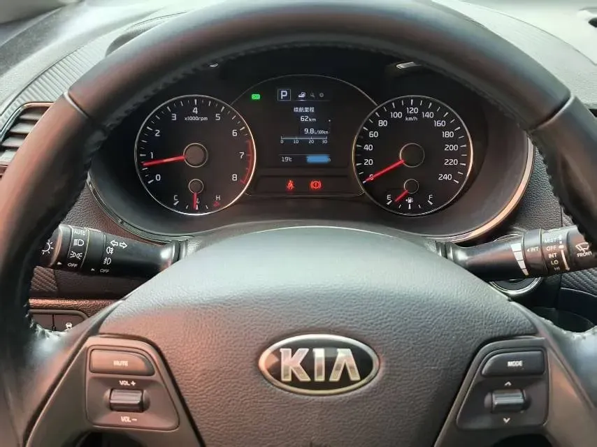 2017 Kia K3 1.6L 128HP L4 6AT,autocango,china used car exporter,china ev exporter,chinese used car exporter,chinese used ev exporter