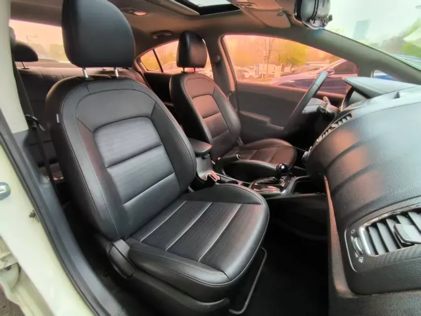 2017 Kia K3 1.6L 128HP L4 6AT,autocango,china used car exporter,china ev exporter,chinese used car exporter,chinese used ev exporter