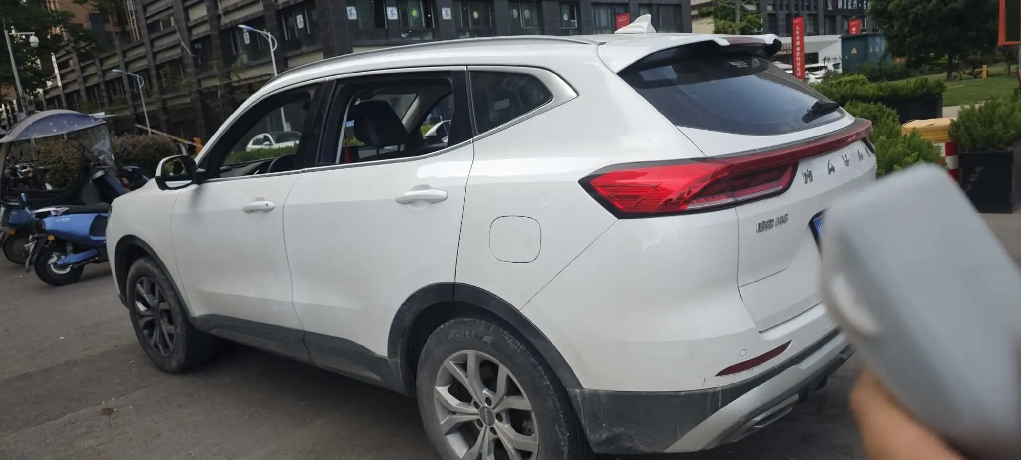 2021 Haval H6 1.5T 169HP L4 7DCT,autocango,china used car exporter,china ev exporter,chinese used car exporter,chinese used ev exporter