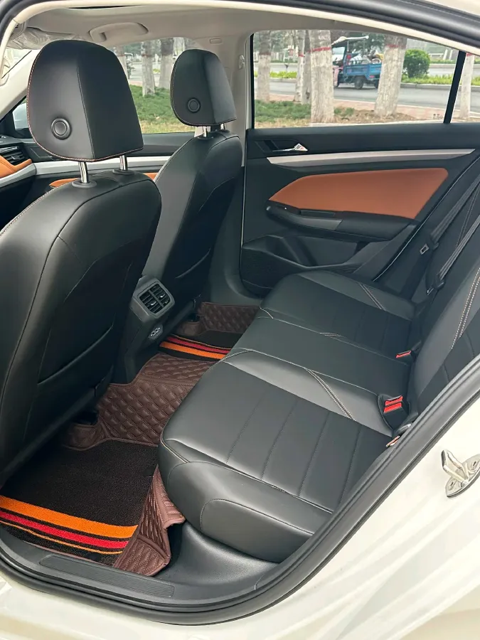 2025 Volkswagen Bora 1.4T 150HP L4 7DCT,autocango,china used car exporter,china ev exporter,chinese used car exporter,chinese used ev exporter