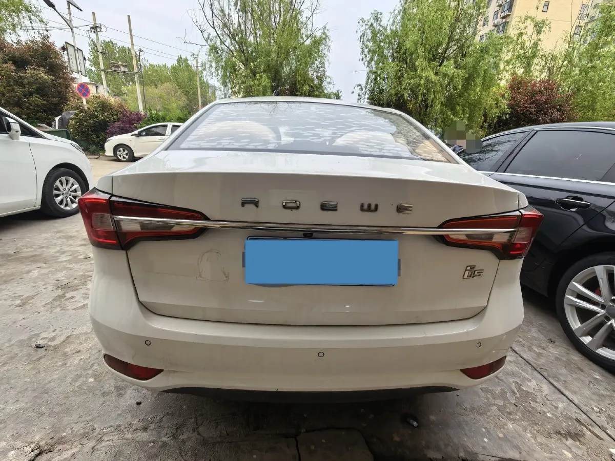 2019 Roewe i5 1.5L 120HP L4 CVT,autocango,china used car exporter,china ev exporter,chinese used car exporter,chinese used ev exporter