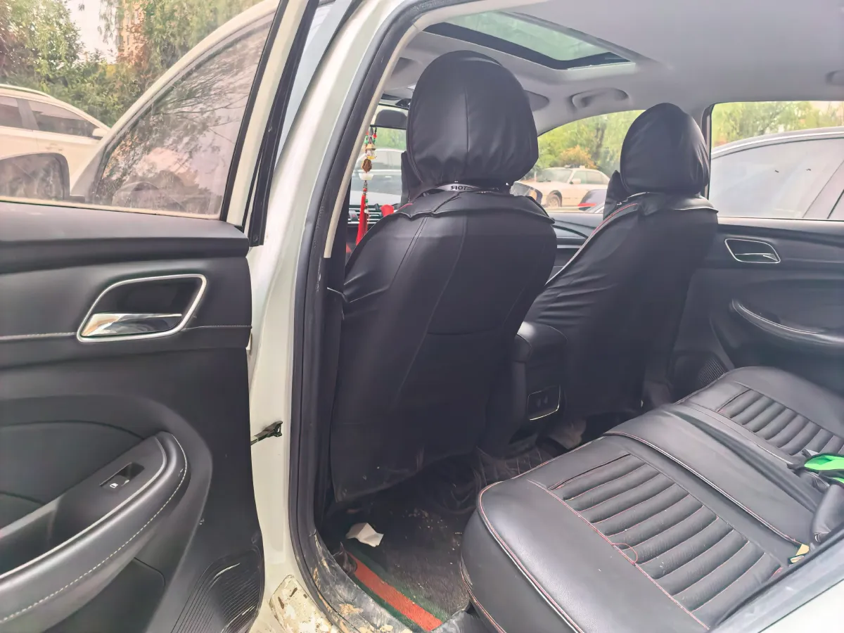 2019 Roewe i5 1.5L 120HP L4 CVT,autocango,china used car exporter,china ev exporter,chinese used car exporter,chinese used ev exporter