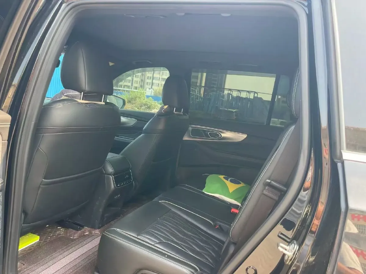 2022 GAC Trumpchi GS8 2.0T 252HP L4 8AT,autocango,china used car exporter,china ev exporter,chinese used car exporter,chinese used ev exporter