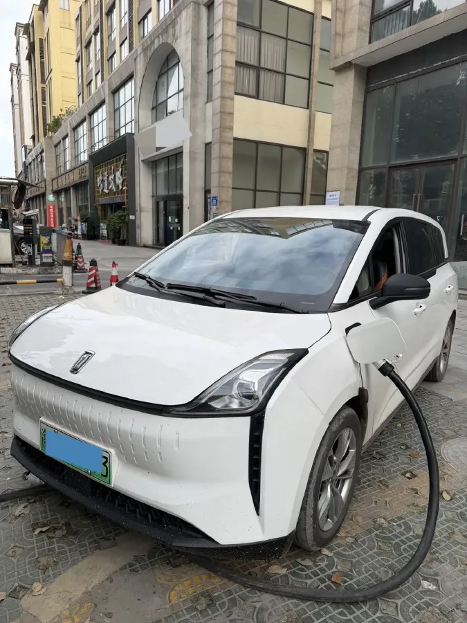 2022 JMC YuHu 7 2.0T 141HP L4 8AT,autocango,china used car exporter,china ev exporter,chinese used car exporter,chinese used ev exporter