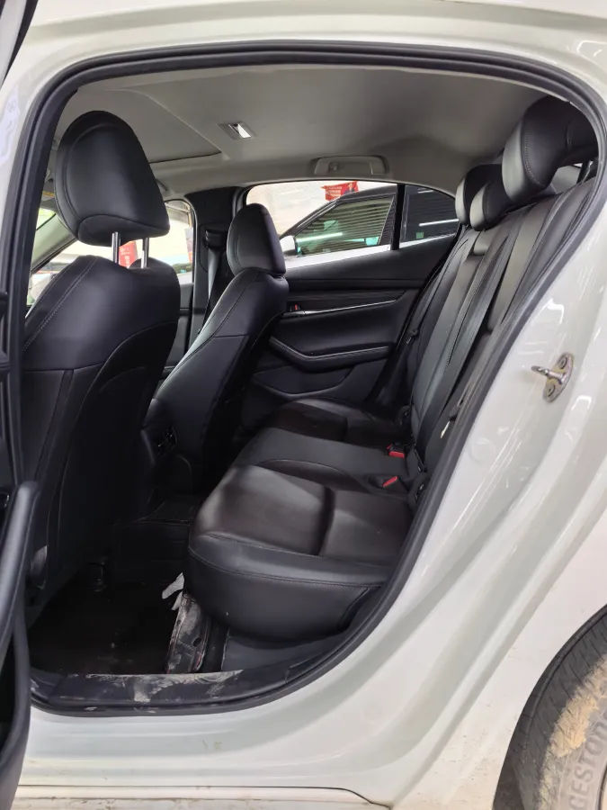 2021 Mazda 3 Axela 2.0L 158HP L4 6AT,autocango,china used car exporter,china ev exporter,chinese used car exporter,chinese used ev exporter