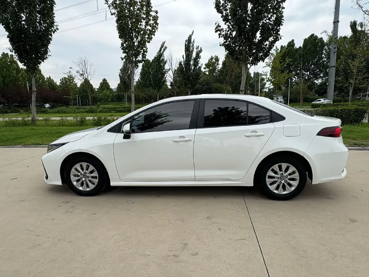 2021 Toyota Corolla 1.2T 116HP L4 CVT,autocango,china used car exporter,china ev exporter,chinese used car exporter,chinese used ev exporter