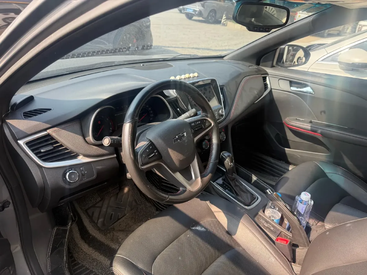 2019 Chevrolet Monza 1.3T 163HP L3 6AT,autocango,china used car exporter,china ev exporter,chinese used car exporter,chinese used ev exporter