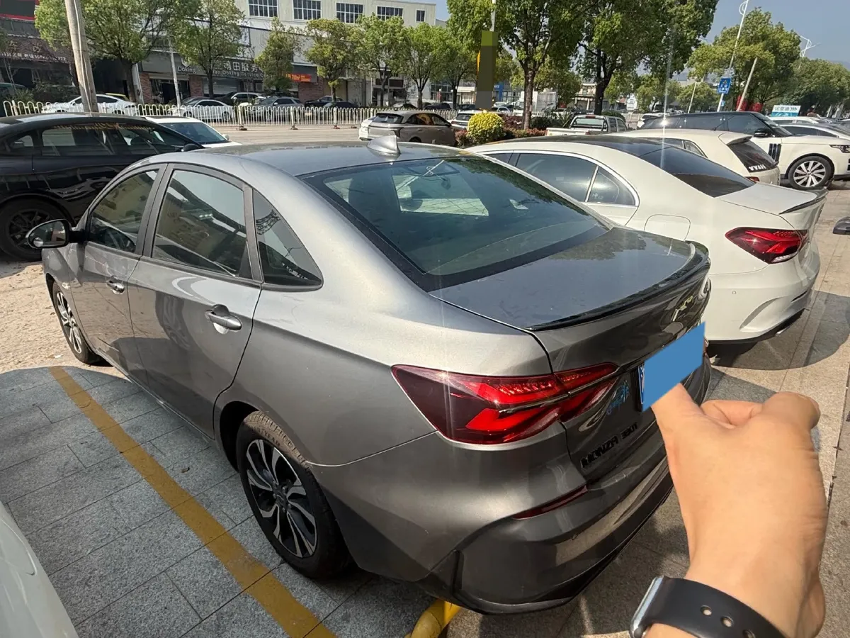 2019 Chevrolet Monza 1.3T 163HP L3 6AT,autocango,china used car exporter,china ev exporter,chinese used car exporter,chinese used ev exporter