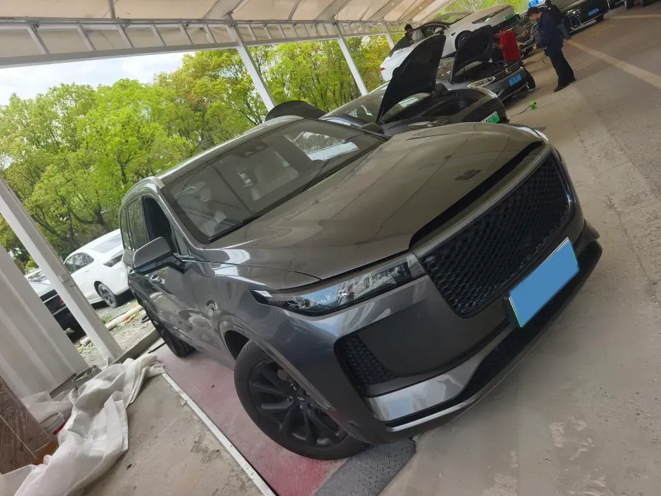 2020 Li ONE Range Extended 131HP REEV 40.5KWH,autocango,china used car exporter,china ev exporter,chinese used car exporter,chinese used ev exporter