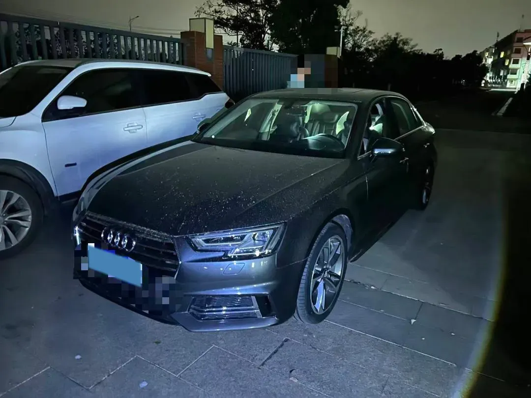 2019 Audi A4L 2.0T 190HP L4 7DCT,autocango,china used car exporter,china ev exporter,chinese used car exporter,chinese used ev exporter