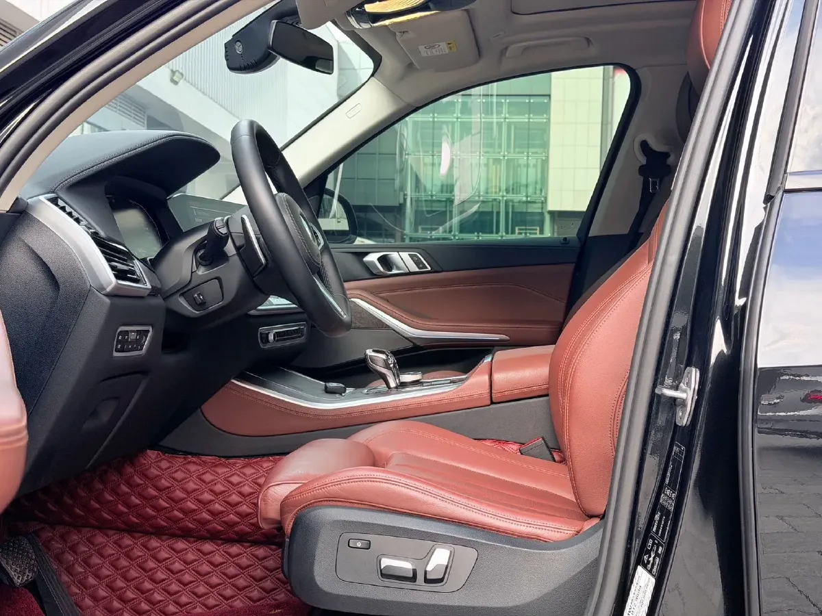 2021 BMW X5 3.0T 340HP L6 8AT,autocango,china used car exporter,china ev exporter,chinese used car exporter,chinese used ev exporter