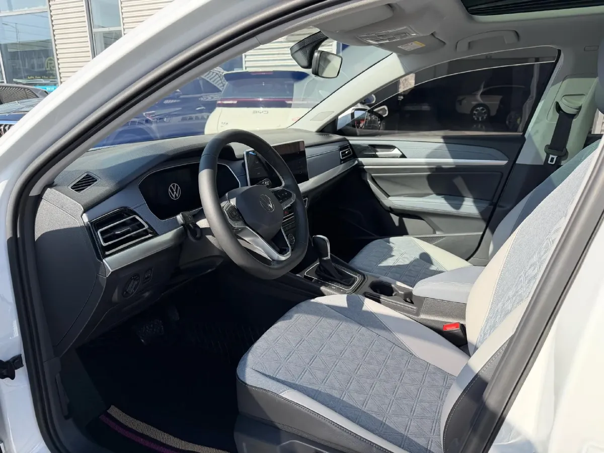 2023 Volkswagen Lavida 1.4T 150HP L4 7DCT,autocango,china used car exporter,china ev exporter,chinese used car exporter,chinese used ev exporter