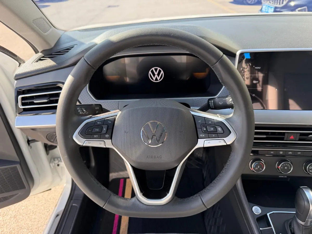 2023 Volkswagen Lavida 1.4T 150HP L4 7DCT,autocango,china used car exporter,china ev exporter,chinese used car exporter,chinese used ev exporter
