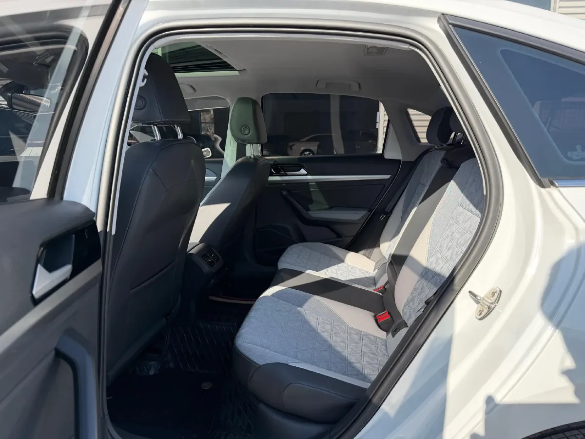2023 Volkswagen Lavida 1.4T 150HP L4 7DCT,autocango,china used car exporter,china ev exporter,chinese used car exporter,chinese used ev exporter