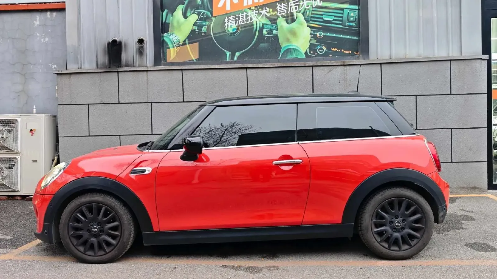 2020 MINI MINI 1.5T 136HP L3 7DCT,autocango,china used car exporter,china ev exporter,chinese used car exporter,chinese used ev exporter