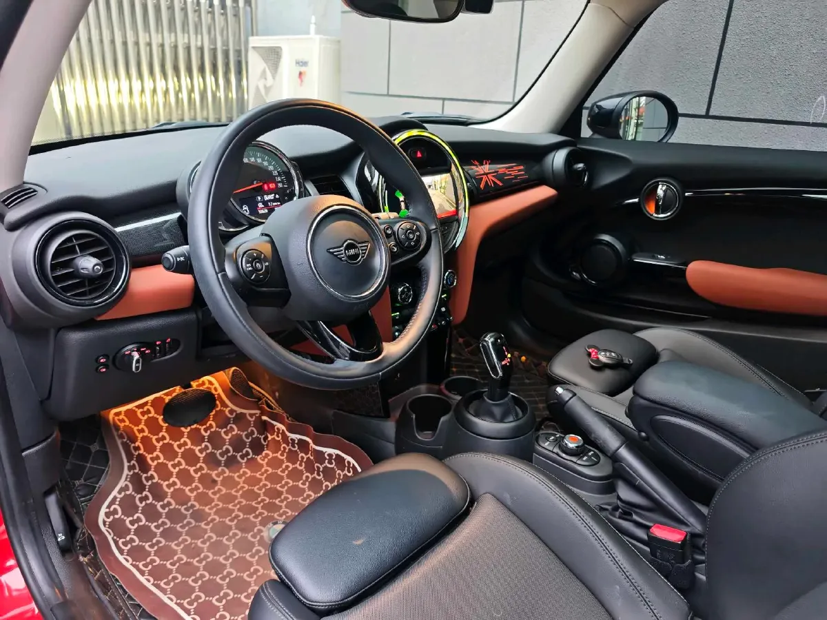 2020 MINI MINI 1.5T 136HP L3 7DCT,autocango,china used car exporter,china ev exporter,chinese used car exporter,chinese used ev exporter