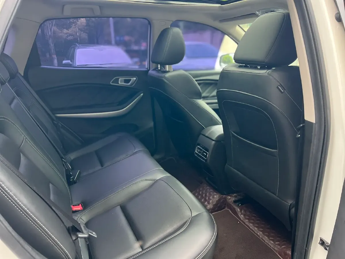 2020 Chery Tiggo 7 1.5T 156HP L4 6DCT,autocango,china used car exporter,china ev exporter,chinese used car exporter,chinese used ev exporter