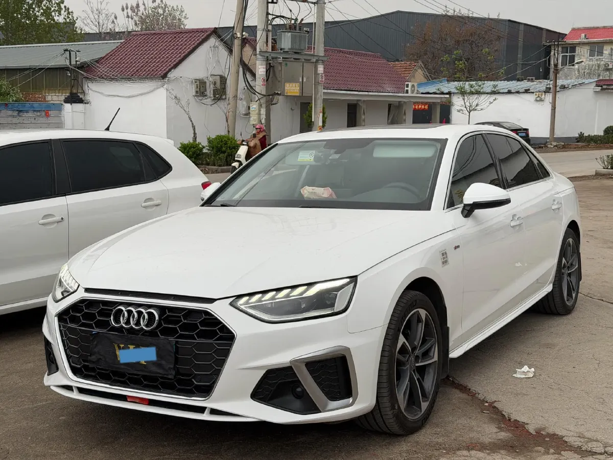2020 Audi A4L 2.0T 190HP L4 7DCT,autocango,china used car exporter,china ev exporter,chinese used car exporter,chinese used ev exporter