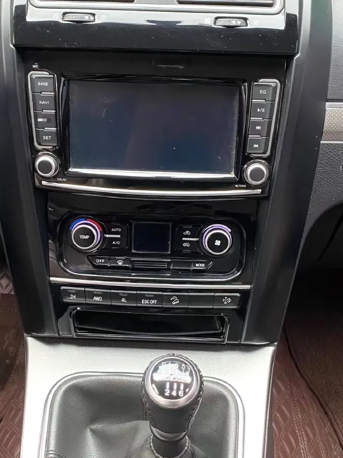 2018 Haval H5 Class 2.0T 150HP L4 6MT,autocango,china used car exporter,china ev exporter,chinese used car exporter,chinese used ev exporter