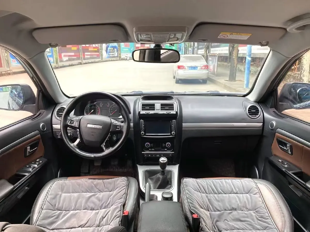 2018 Haval H5 Class 2.0T 150HP L4 6MT,autocango,china used car exporter,china ev exporter,chinese used car exporter,chinese used ev exporter