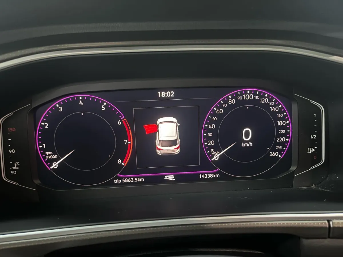 2023 Volkswagen T-Roc 1.5T 160HP L4 7DCT,autocango,china used car exporter,china ev exporter,chinese used car exporter,chinese used ev exporter