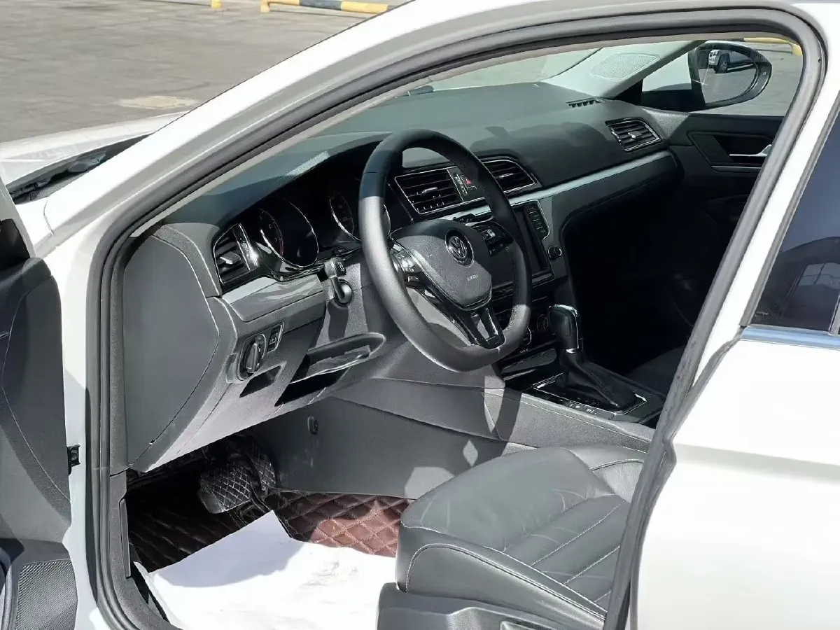 2017 Volkswagen Lamando 1.4T 150HP L4 7DCT,autocango,china used car exporter,china ev exporter,chinese used car exporter,chinese used ev exporter