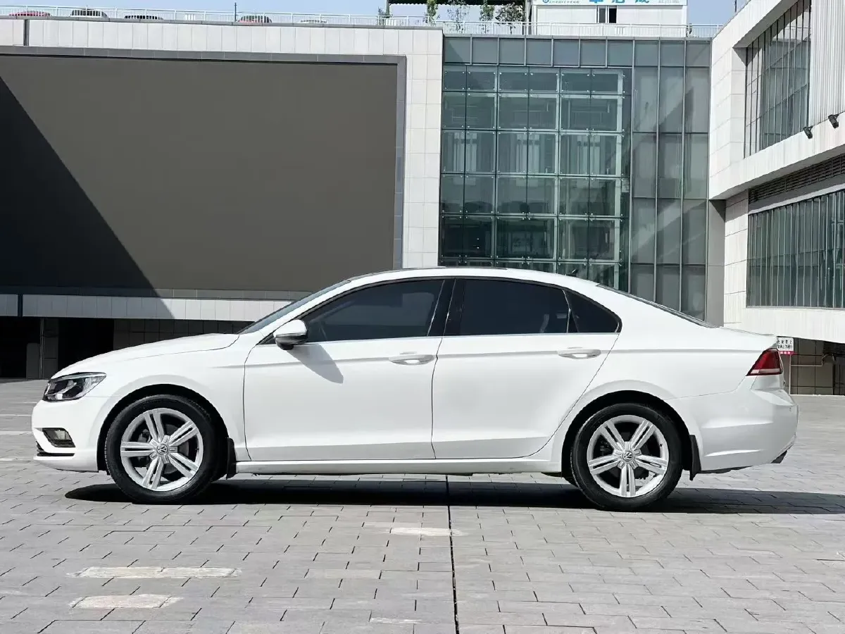 2017 Volkswagen Lamando 1.4T 150HP L4 7DCT,autocango,china used car exporter,china ev exporter,chinese used car exporter,chinese used ev exporter