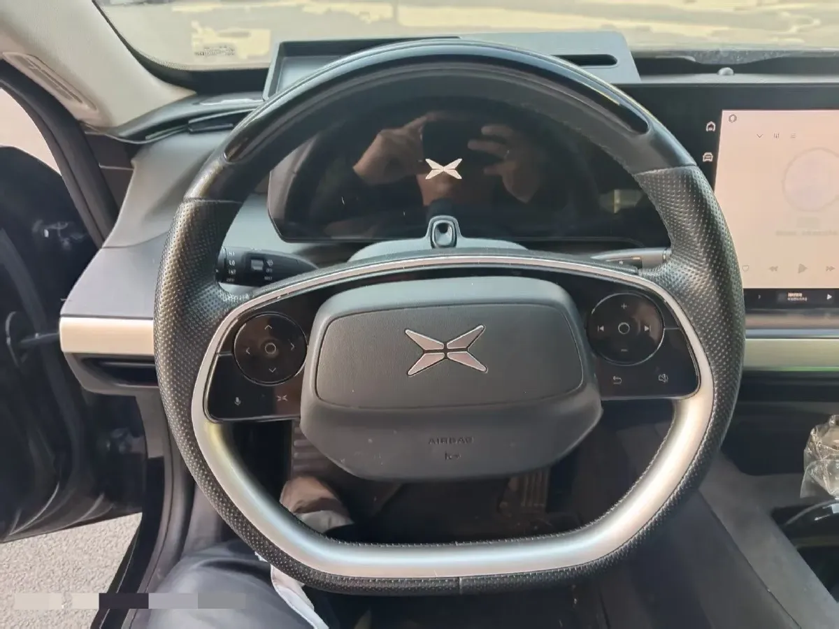 2022 Xpeng P7 BEV 70.8KWH,autocango,china used car exporter,china ev exporter,chinese used car exporter,chinese used ev exporter