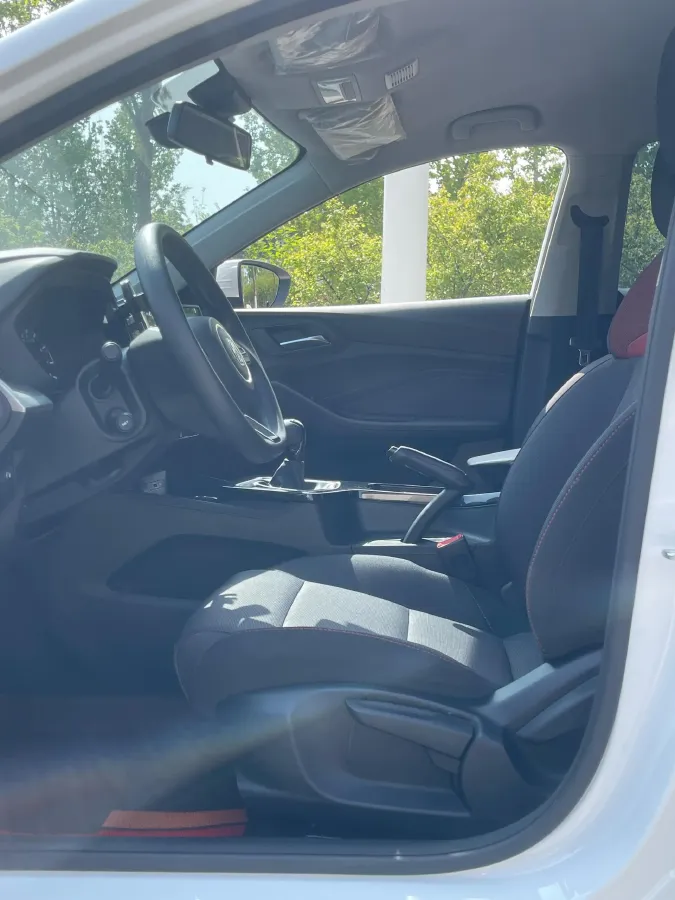 2023 MG 5 1.5L 129HP L4 5MT,autocango,china used car exporter,china ev exporter,chinese used car exporter,chinese used ev exporter