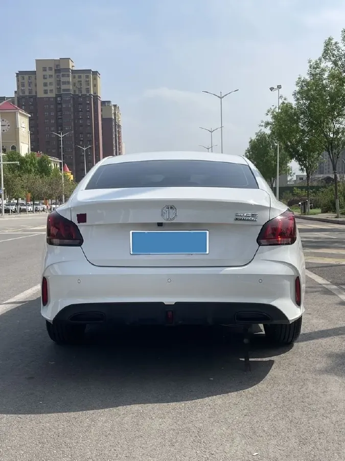 2023 MG 5 1.5L 129HP L4 5MT,autocango,china used car exporter,china ev exporter,chinese used car exporter,chinese used ev exporter