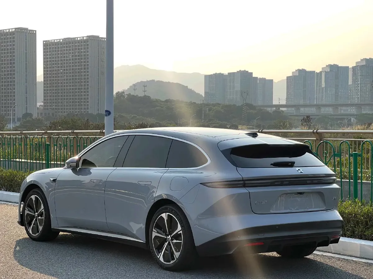 2024 NIO ET5T BEV 75KWH,autocango,china used car exporter,china ev exporter,chinese used car exporter,chinese used ev exporter