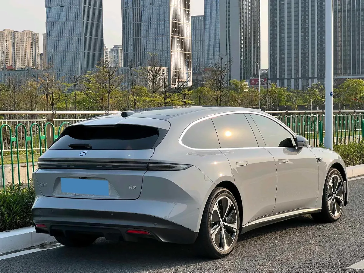 2024 NIO ET5T BEV 75KWH,autocango,china used car exporter,china ev exporter,chinese used car exporter,chinese used ev exporter