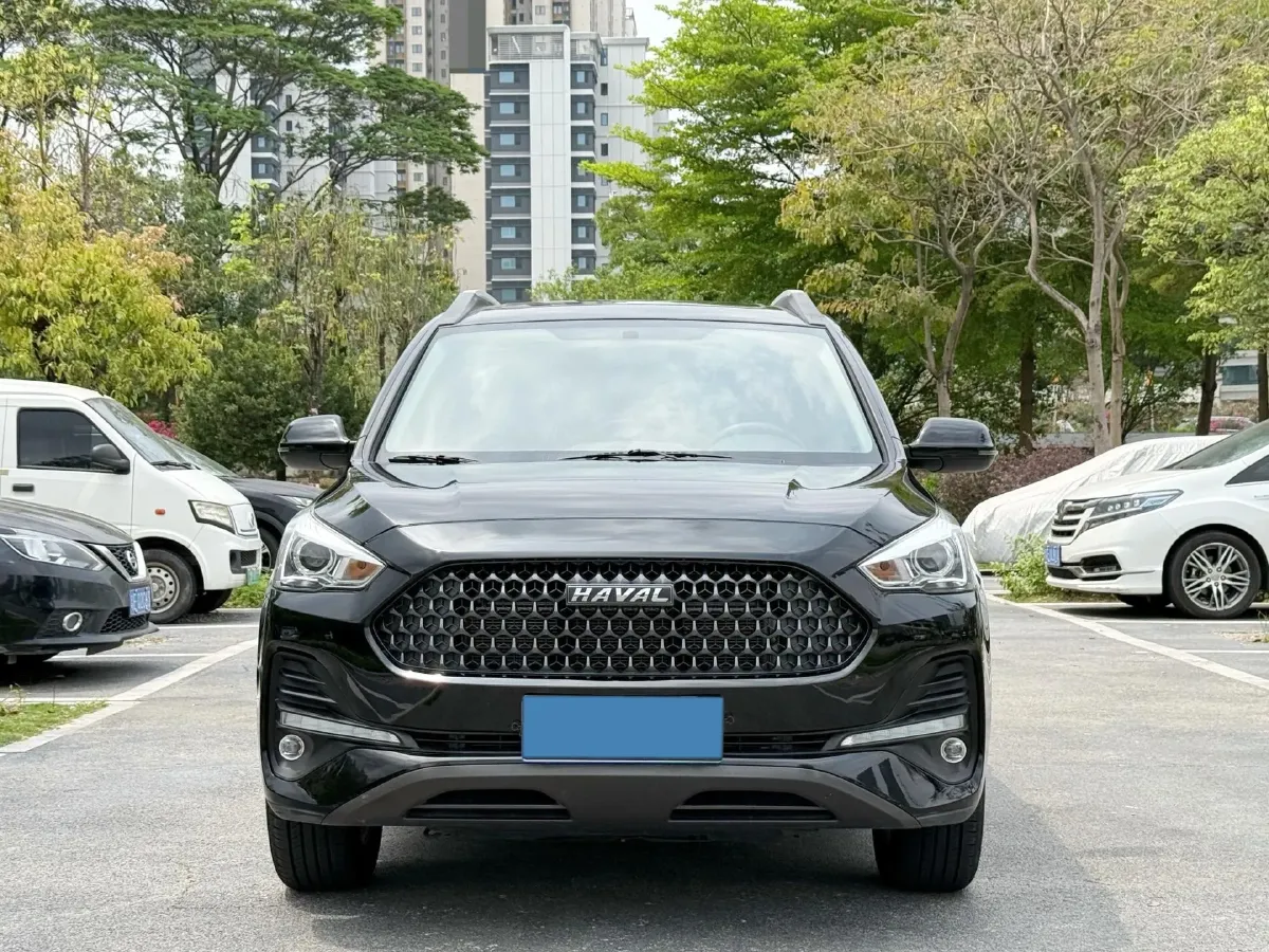 2019 Haval M6 1.5T 150HP L4 7DCT,autocango,china used car exporter,china ev exporter,chinese used car exporter,chinese used ev exporter