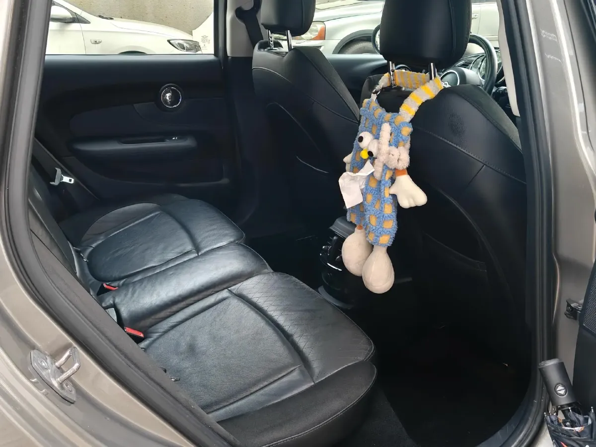 2016 MINI CLUBMAN 1.5T 136HP L3 6AT,autocango,china used car exporter,china ev exporter,chinese used car exporter,chinese used ev exporter