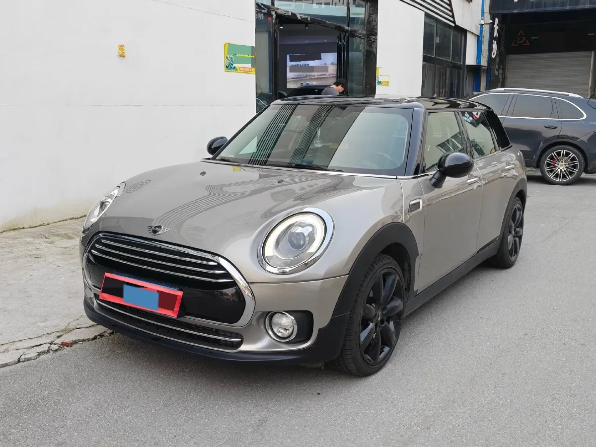 2016 MINI CLUBMAN 1.5T 136HP L3 6AT,autocango,china used car exporter,china ev exporter,chinese used car exporter,chinese used ev exporter