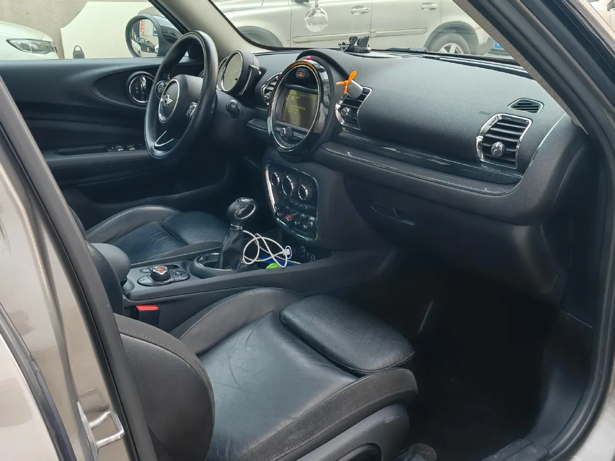 2016 MINI CLUBMAN 1.5T 136HP L3 6AT,autocango,china used car exporter,china ev exporter,chinese used car exporter,chinese used ev exporter