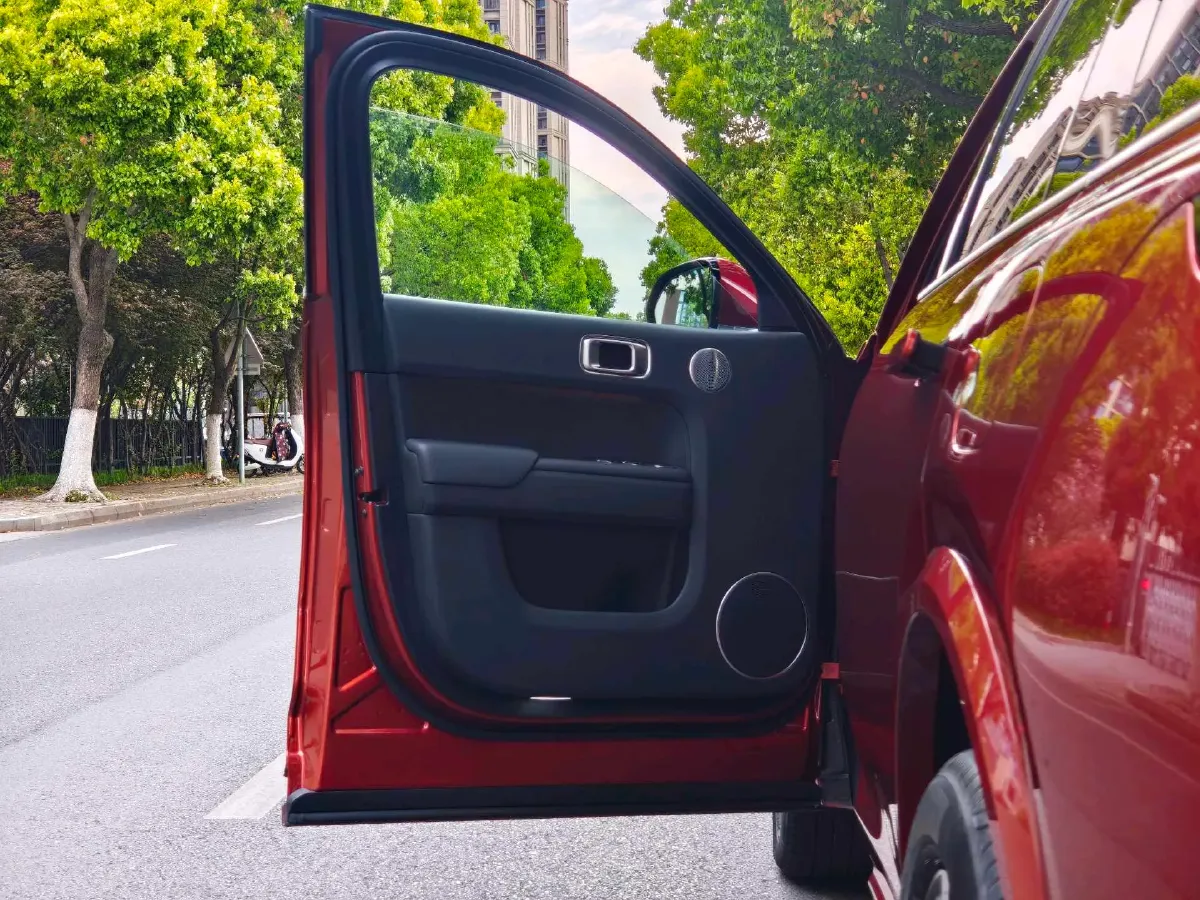 2023 Li L7 Range Extended 154HP REEV 40.9KWH,autocango,china used car exporter,china ev exporter,chinese used car exporter,chinese used ev exporter